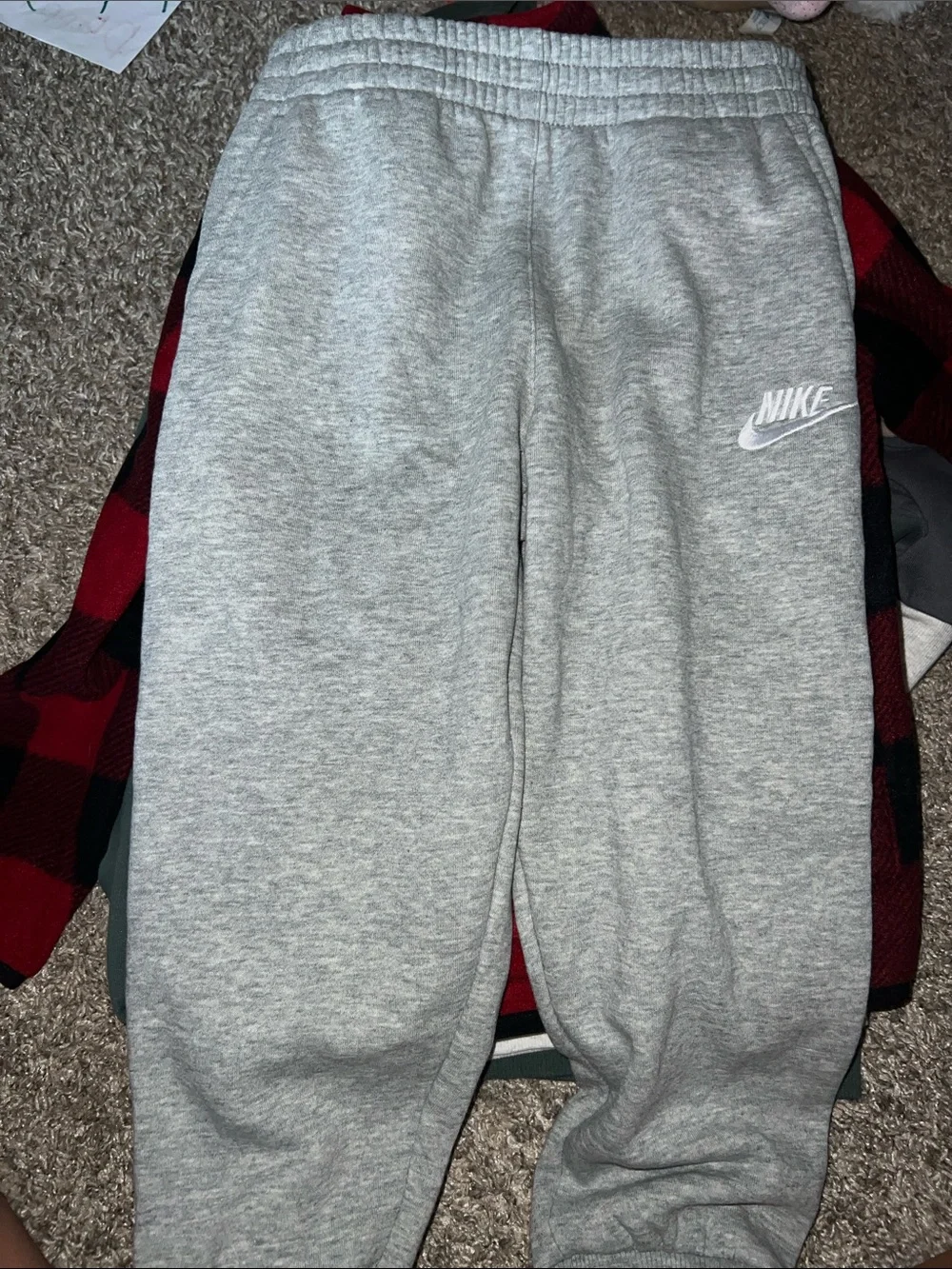 Nike bundle sweatshirts/pants & misc shirts